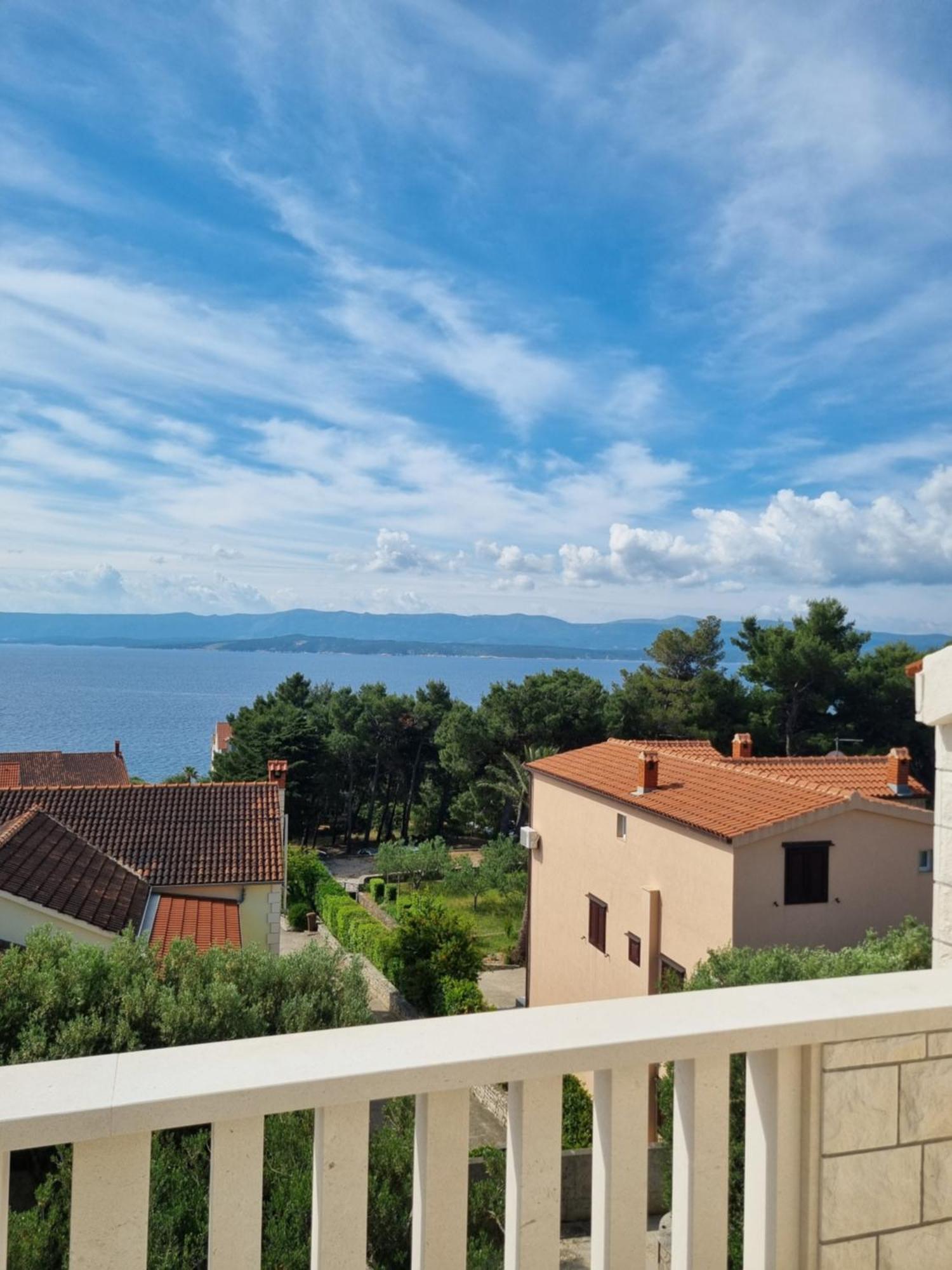 Villa Mila Bol Exteriér fotografie